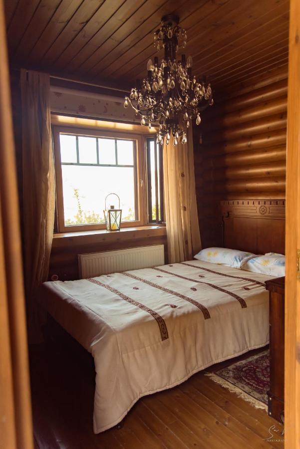 *2 Bdr Log House /Mountains/Queen Bed/Fireplace Gourri Zewnętrze zdjęcie