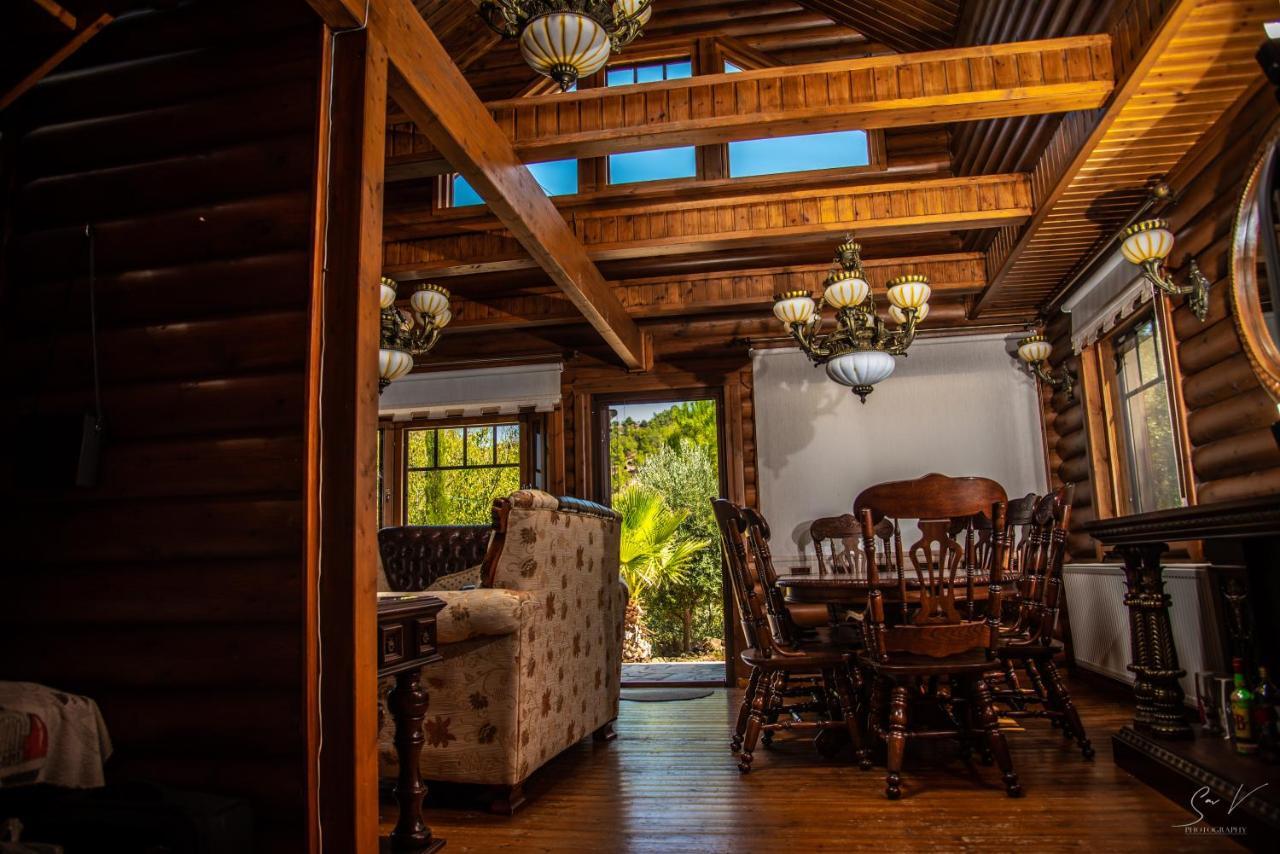 *2 Bdr Log House /Mountains/Queen Bed/Fireplace Gourri Zewnętrze zdjęcie